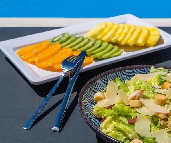 Emeralds By Dk 阿尔布费拉