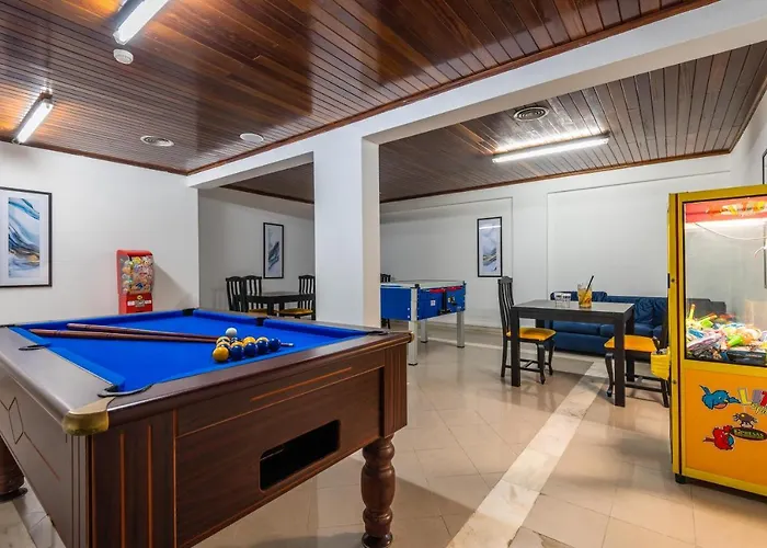 Emeralds By Dk 4* 阿尔布费拉